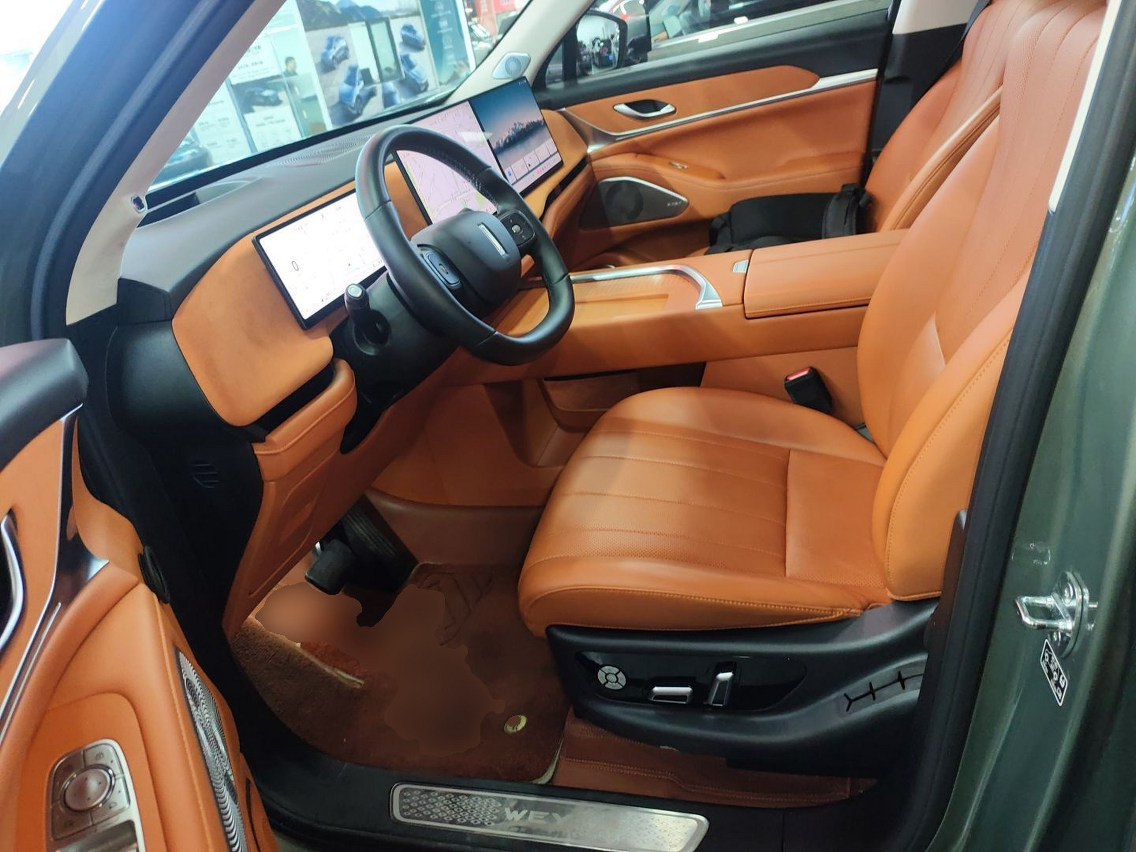 Переднее сиденье в автомобиле