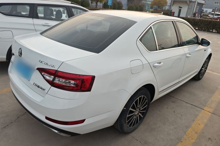Used Skoda Octavia 2018 TSI230 DSG Luxury Edition