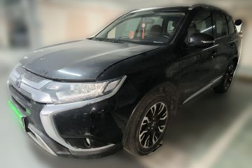 Used Mitsubishi Outlander 2019 2.0L Two-Wheel Drive Comfort Edition 7-Seater China VI Standard
