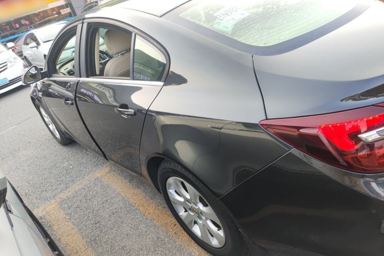 Used Buick Regal 2014 2.0L Leading Fashion Edition
