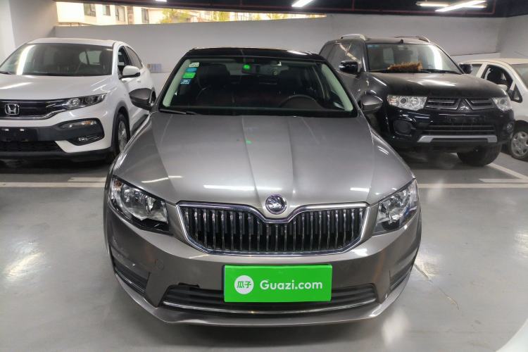 Used Skoda Octavia 2017 1.6L Manual Smart Drive Edition