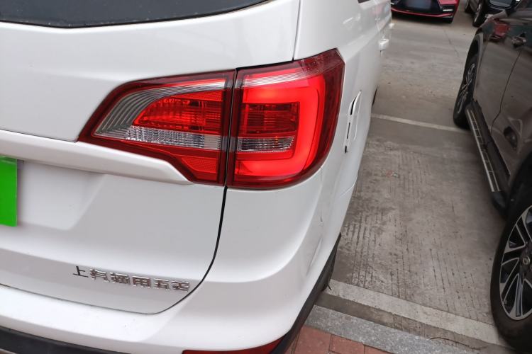 Used Baojun 730 2016 Revised 1.5L Manual Standard Version 7 Seats China V Emission Standard
