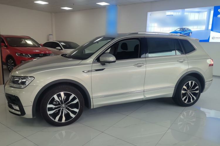 Used Volkswagen Tiguan L 2021 330TSI Automatic Two-Wheel Drive R-Line Enhanced Edition
