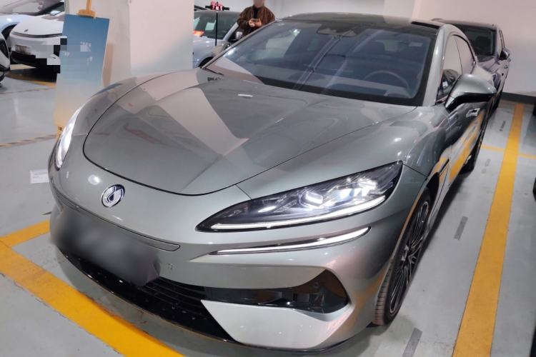 Used Denza Z9GT 2024 1100 Four-Wheel Drive Ultra Version
