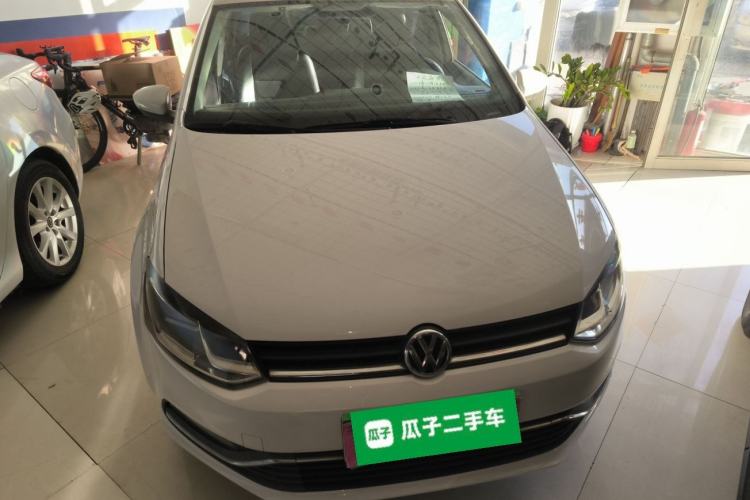 Used Volkswagen Polo 2016 1.6L Automatic Comfort Model
