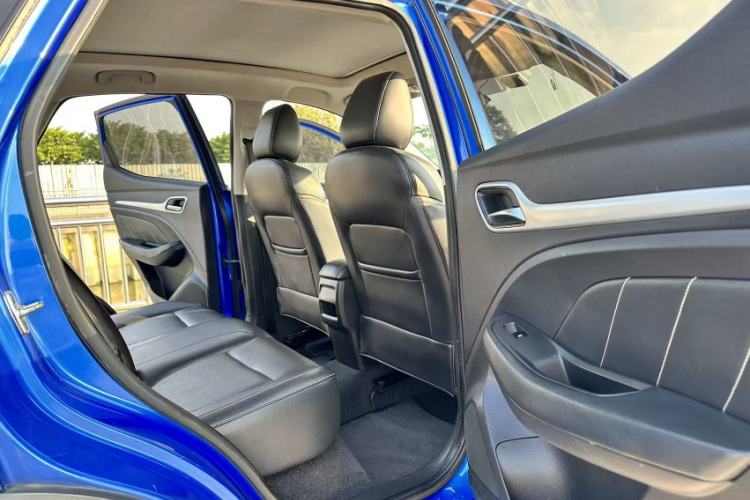 Used MG ZS 2017 1.5L Automatic Luxury Edition
