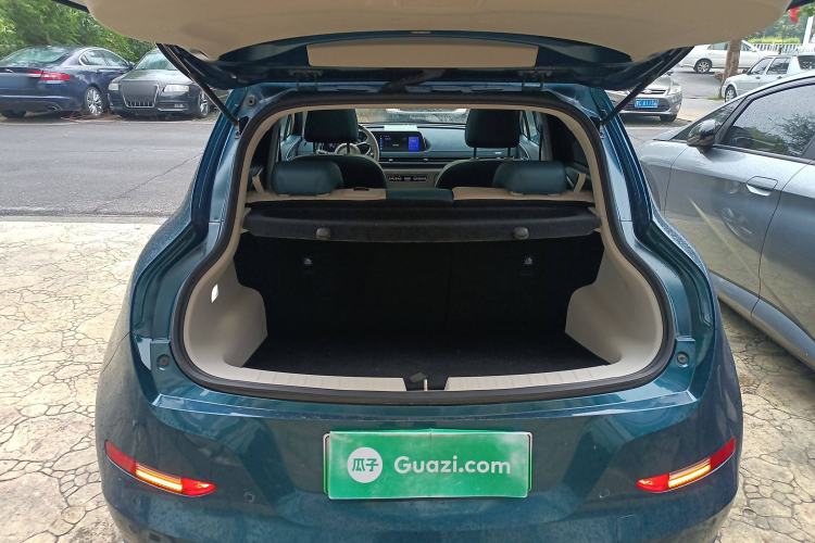 Used ORA Good Cat 2021 400km Standard Range Venus Edition Lithium Iron Phosphate
