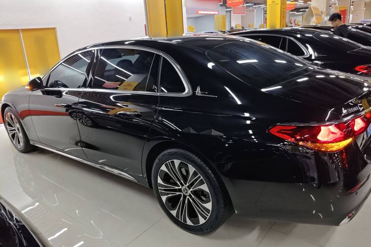 Used Mercedes-Benz E-Class 2025 Facelift E 300 L Luxury Edition
