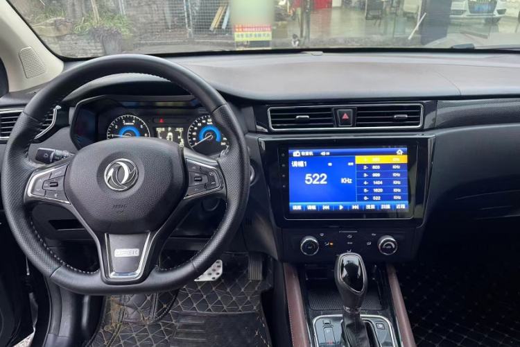 Used Dongfeng Fengon 580 2017 Revised Version 1.5T CVT Luxury Edition
