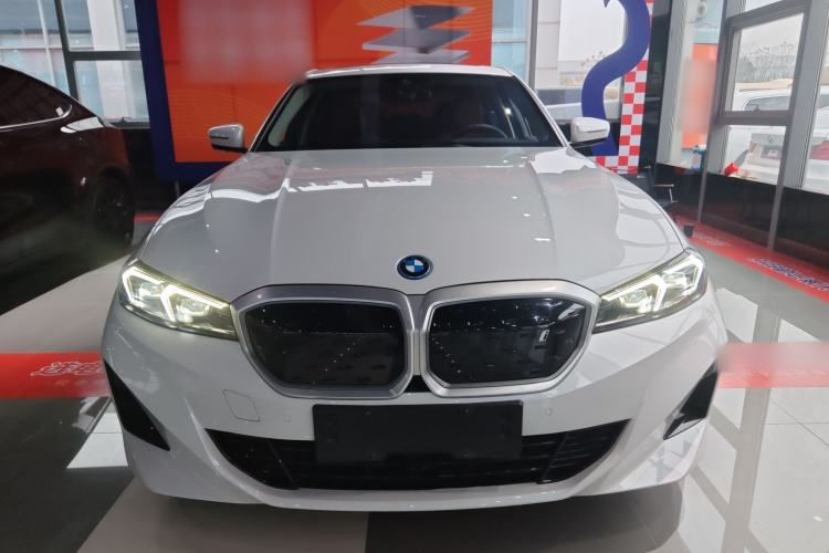 Used BMW i3 2022 eDrive 35 L
