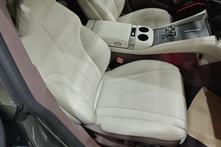 Used Denza Z9GT 2024 1100 Four-Wheel Drive Ultra Version