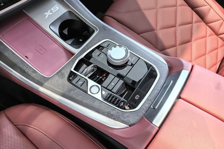 Used BMW X5 2023 xDrive 30Li Luxury M Sport Night Edition Package
