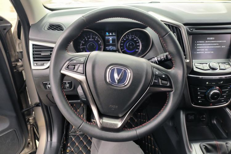 Used Changan CS75 2016 1.5T Manual FENGSHANG Model
