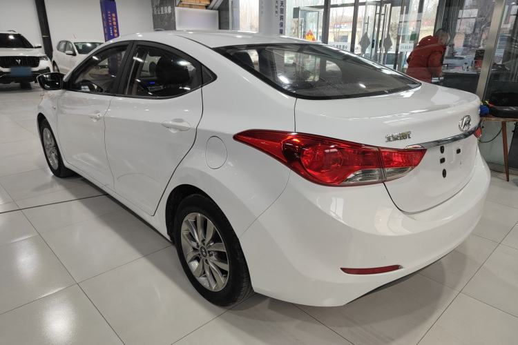 Used Hyundai Elantra (5th Generation / Langdong) 2015 1.6L Automatic Fashion Model
