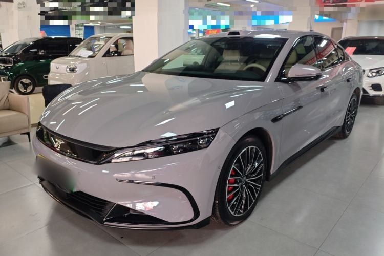 Used BYD Han 2025 EV with 701 km of Laser Radar-Enabled Intelligent Driving
