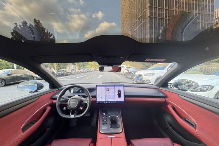 Used  SU7 2024 Rear-Drive Ultra-Long Range Advanced Pro-Level Intelligent Driving Version