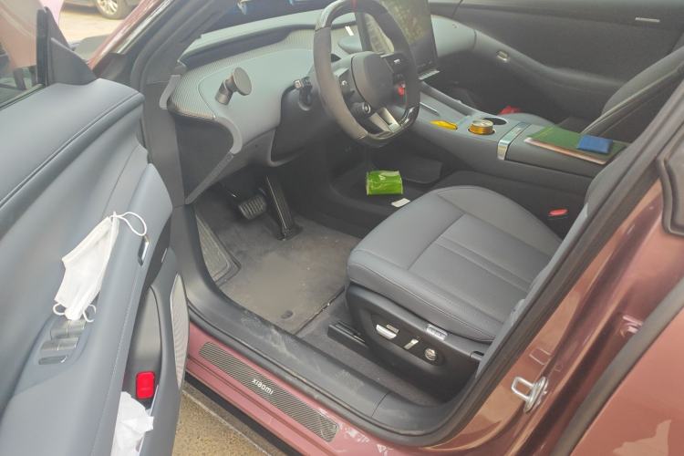 Used  YU7 2025 Ultra-Long Range High-Performance All-Wheel-Drive Max Edition