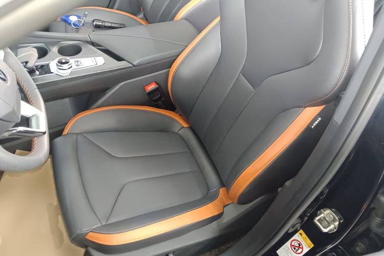 Used Changan UNI-V 2023 1.5T Prestige Model