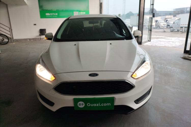 Used Ford Focus 2018 Hatchback Classic 1.6L Automatic Comfort Plus SmartDrive Edition
