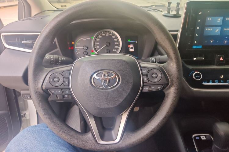 Used Toyota Corolla 2021 Dual-Motor 1.8L E-CVT Elite Edition