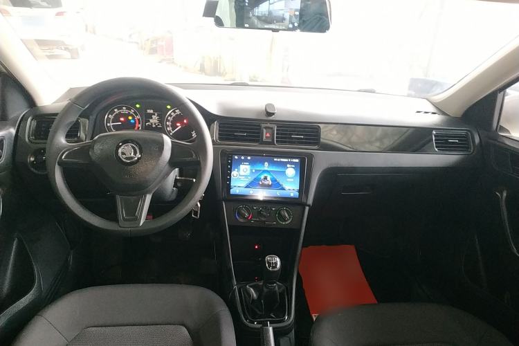 Used Skoda Rapid Spaceback 2016 Revised Version 1.4L Manual Front-Drive Edition