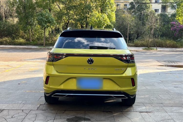 Used Volkswagen T-ROC 2023 300TSI DSG Two-Wheel Drive Starlight Edition
