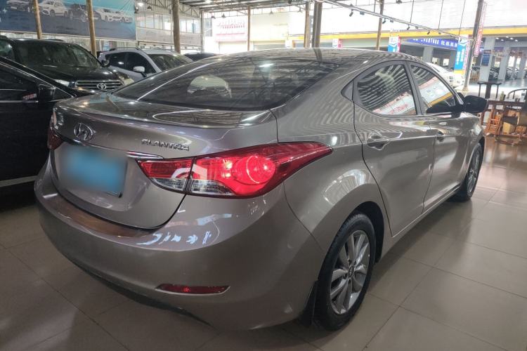Used Hyundai Elantra 2015 1.6L Automatic Fashion Model
