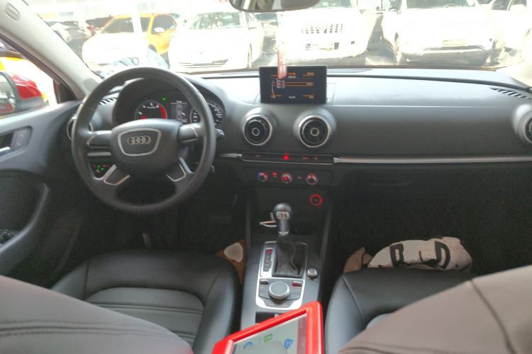 Used Audi A3 2014 Limousine 35 TFSI Automatic Advanced Model
