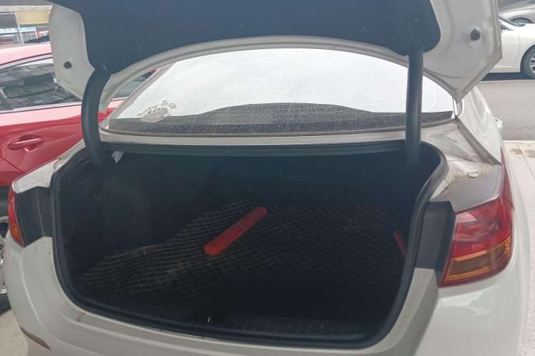 Used Kia K5 2014 2.0L Automatic LUXURY
