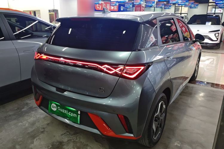 Used BYD Dolphin 2021 405 km Fashion Edition
