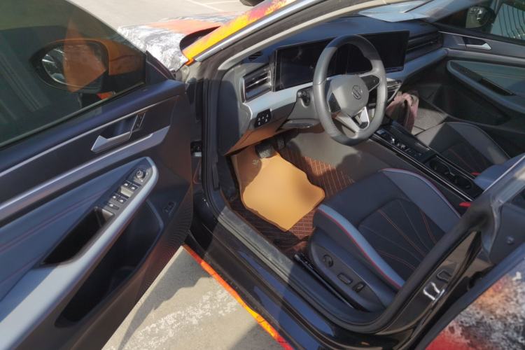 Used Volkswagen Lamando 2023 Lavida L 280TSI DSG Cool & Spicy Edition