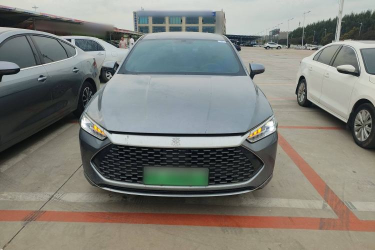 Used BYD Qin PLUS 2024 HONOR Edition DM-i 55KM Leading Model
