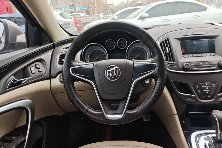 Used Buick Regal 2015 2.0L Leading Fashion Edition
