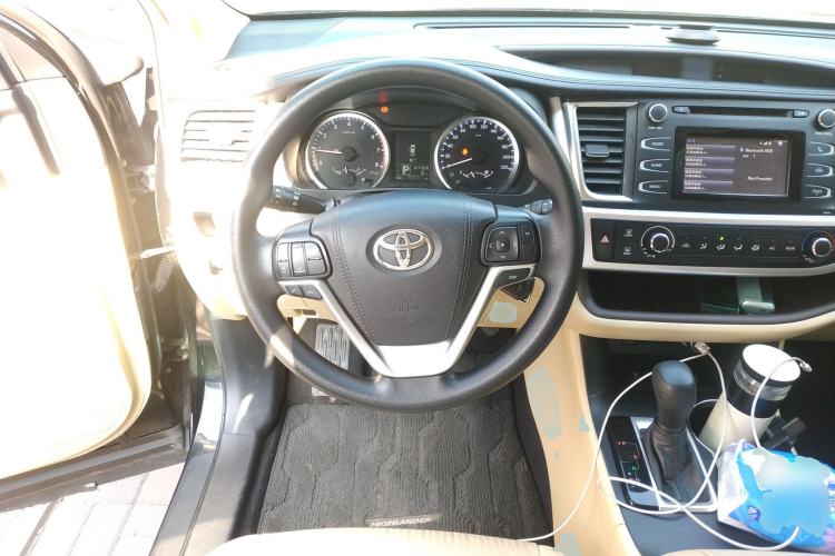Used Toyota Highlander 2018 2.0T Four-Wheel Drive Elite Edition 7 Seats China VI Standard
