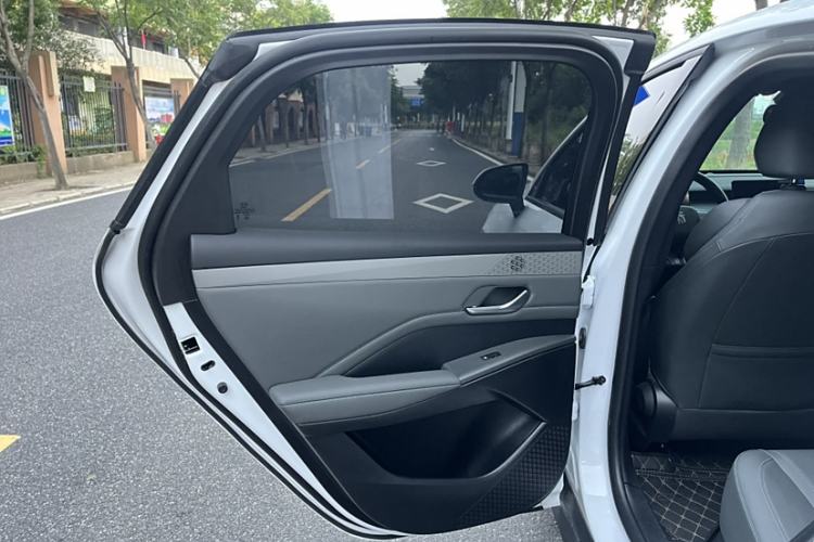 Used BYD Qin PLUS 2025 DM-i Smart Drive 55KM Leading Model
