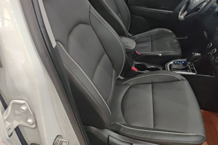 Used Hyundai ix25 2015 1.6L Automatic Two-Wheel Drive Smart GLS Trim