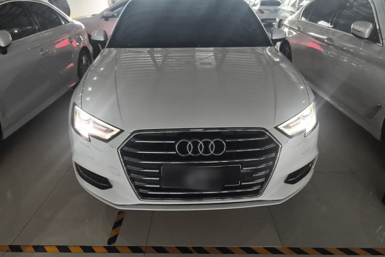 Used Audi A3 2020 Restyled Limousine 35 TFSI Ambition Version China VI
