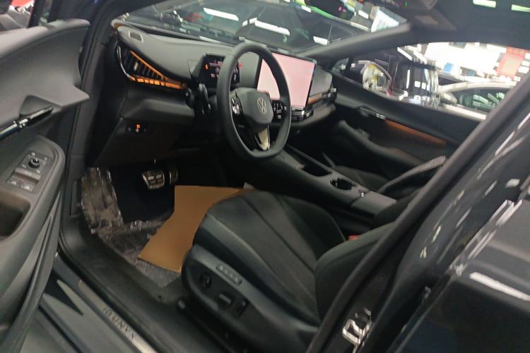 Used Volkswagen ID.UNYX 2024 Pro Long-Range Version
