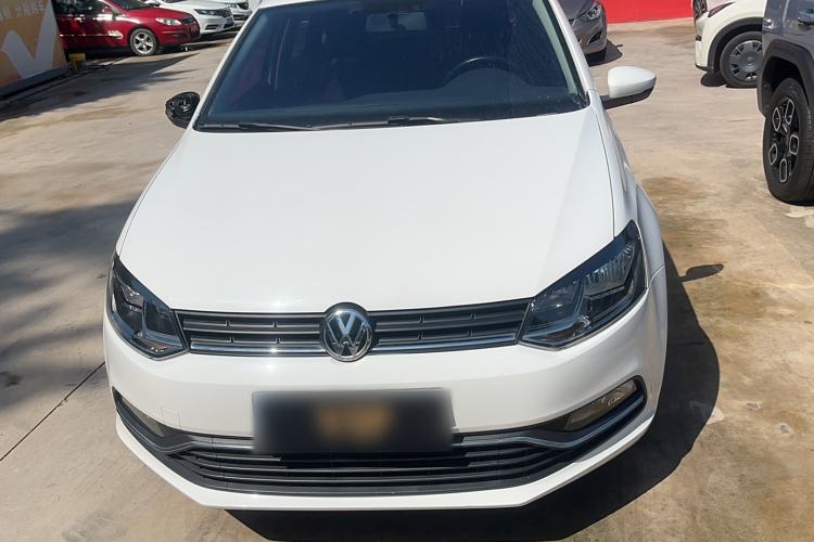 Used Volkswagen Polo 2016 1.6L Automatic Comfort Model
