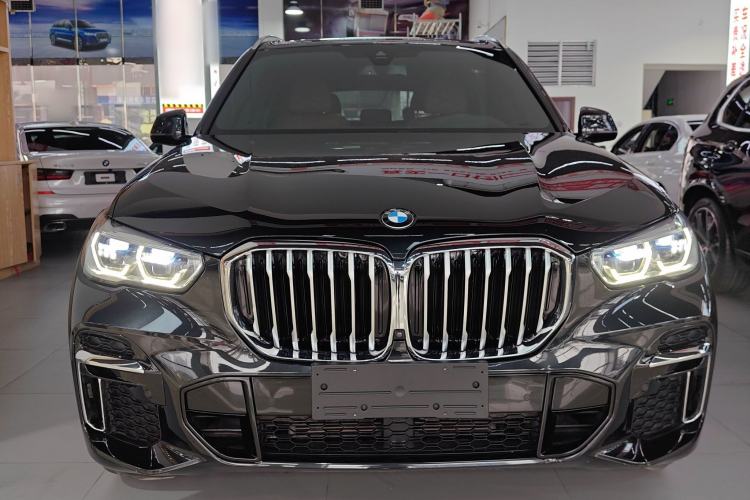 Used BMW X5 2022 Restyled xDrive 40Li M Sport Package
