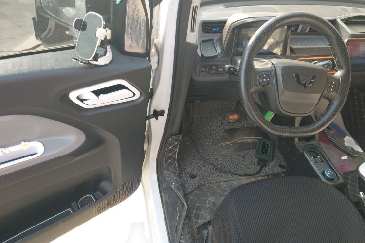 Used Wuling Hongguang MINIEV 2022 Macaron Premium Model – Lithium Iron Phosphate
