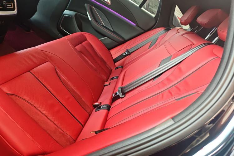 Used Hongqi H6 2023 2.0T ZhiShang Version
