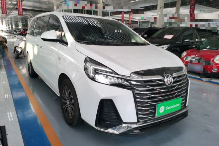 Used Buick GL8 2023 Facelifted Land Cruiser Executive Luxury Version
