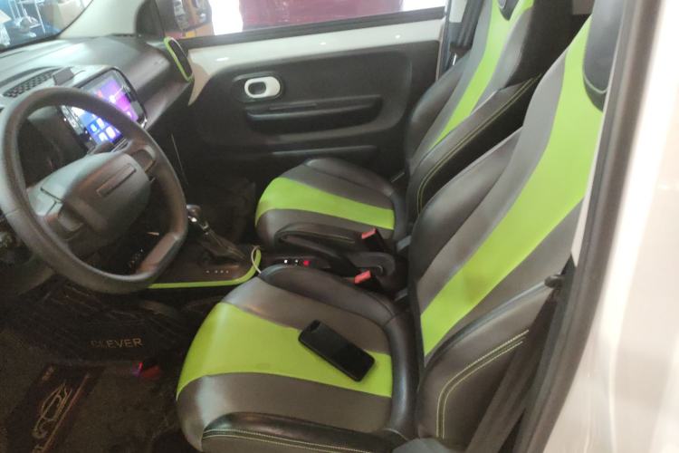 Used Roewe Clever 2021 302 km New Four-Seater Super-Efficient Version
