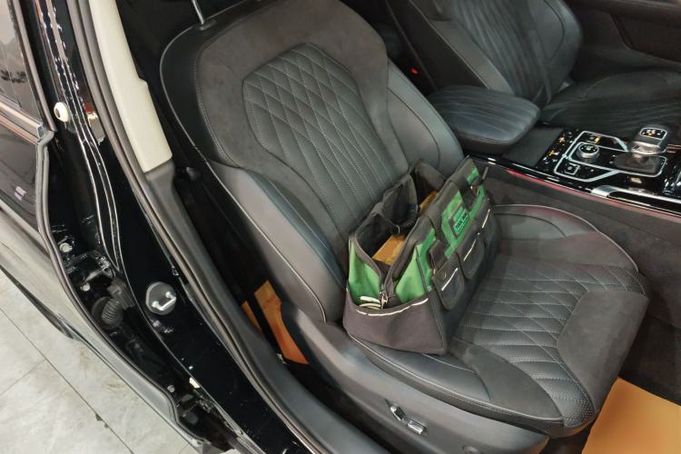 Used Hongqi HS5 2022 Revised Version 2.0T Smart Connect Flagship Edition
