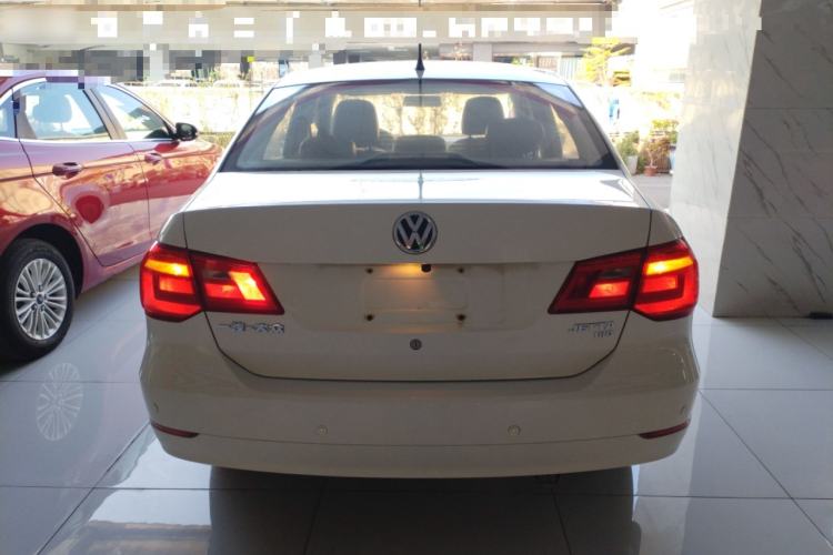 Used Volkswagen Jetta 2015 Value Edition 1.6L Automatic Fashion Version
