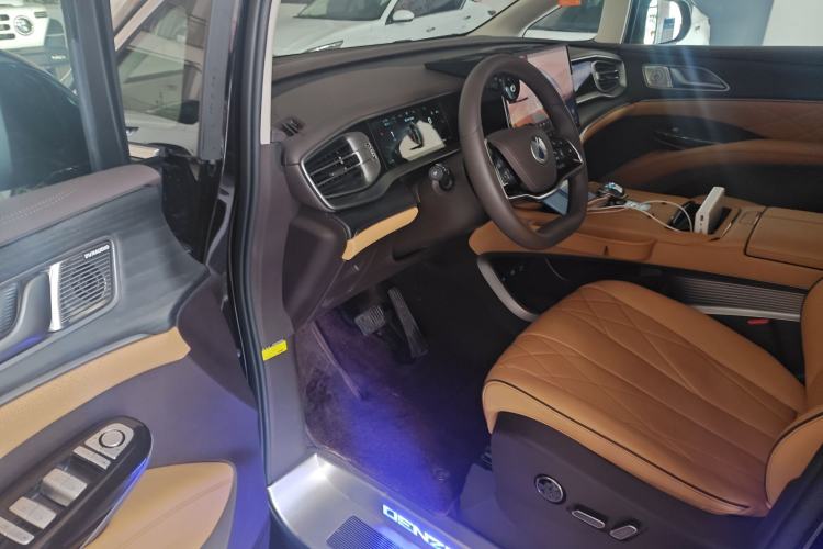 Used Denza D9 2024 DM-i 980 Four-Wheel Drive Prestige Model