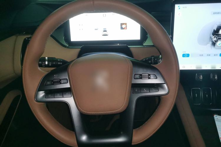 Used BYD Song L EV 2024 662 km Excellence Version
