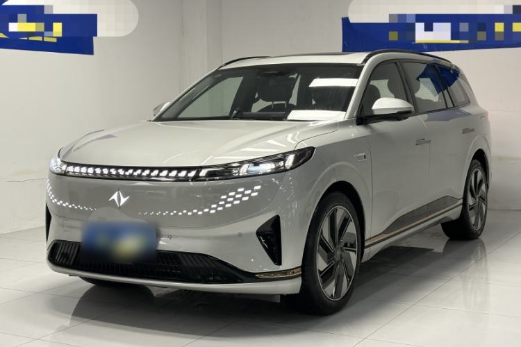 Used  eπ008 2024 210Max Range-Extended Version 6 Seats
