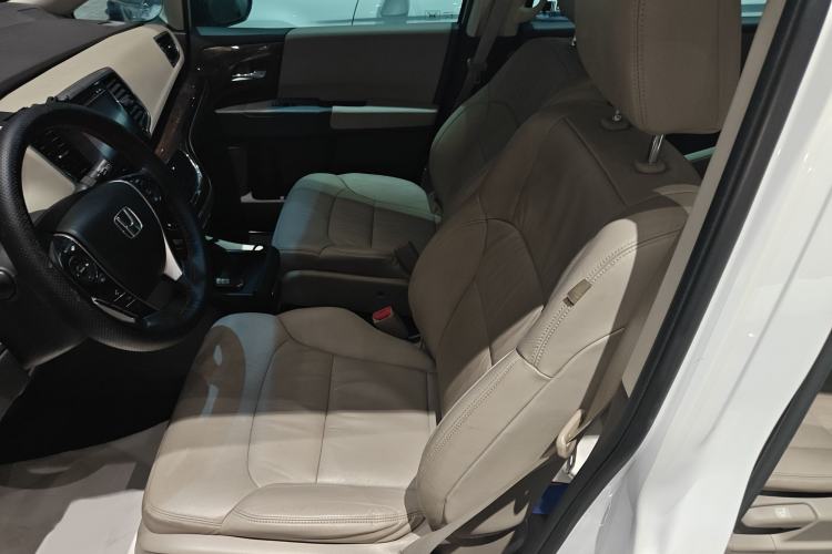 Used Honda Odyssey 2015 Revised 2.4L Luxury Edition
